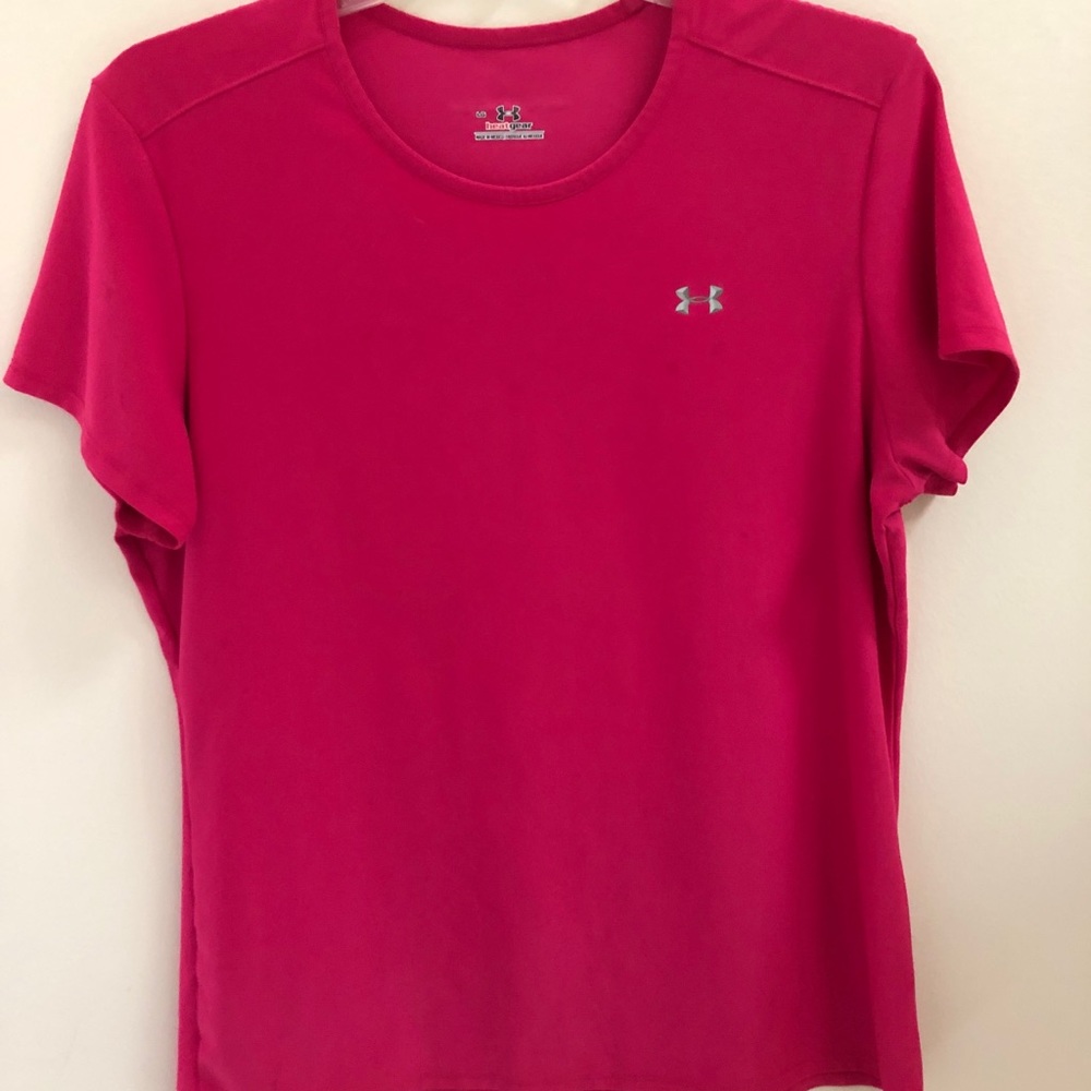 Under Armor women’s dry fit top